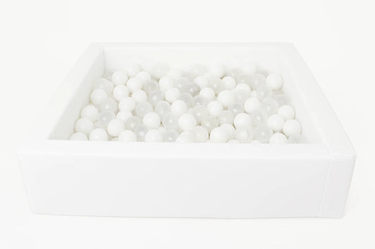 Ball Pit + 200 White, Pearl & Transparent Balls - White