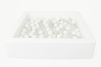 Ball Pit + 200 White, Pearl & Transparent Balls - White